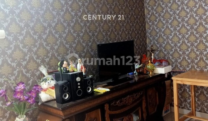 Rumah Bagus Full Furnish Di Tropikana Residen Jababeka 2