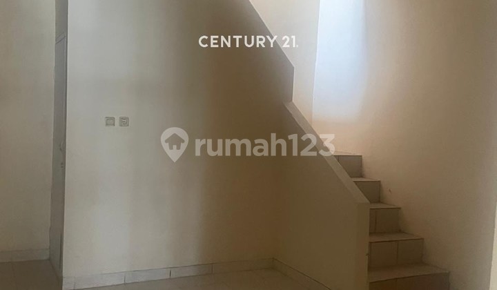 Rumah Bagus Siap Pakai di Lippo Cikarang