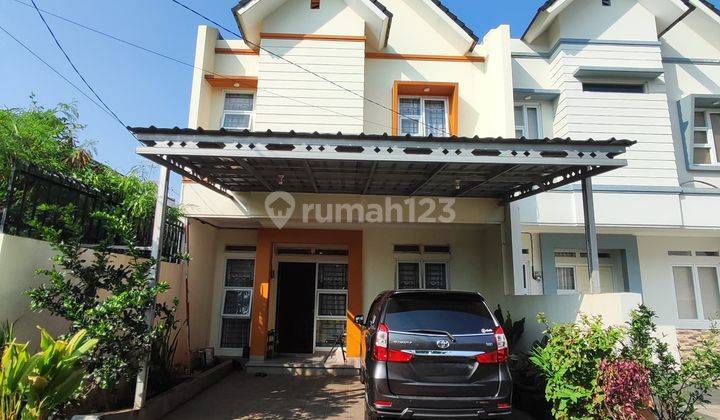 Rumah 2 Lantai Bagus Siap Huni Di Jakarta Timur 1