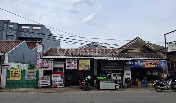 Rumah Lama Tanah Luas Pinggir Jalan dekat Area Galaxy, Bekasi