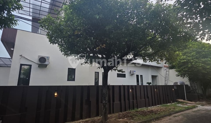 Rumah Besar 2 Lantai Siap Huni Perumahan Kemang Pratama, Bekasi 2