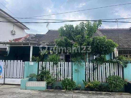 Rumah Asri Luas Siap Huni Lokasi Strategis Dekat Galaxy, Bekasi