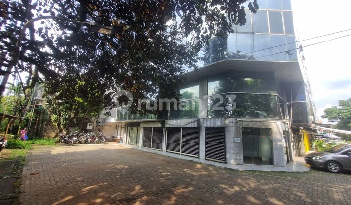 Ruko Gandeng Hook 592 m2 Parkir Luas Cilandak, Jakarta Selatan