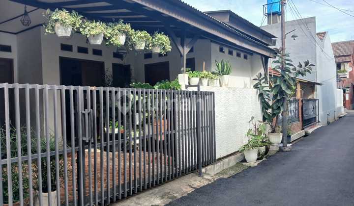 Beautiful House For Sale In Galaxy Garden 2