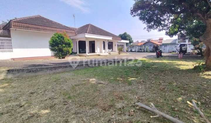 For Sale House In Kalimalang Suitable For Warehouse, Office, Showroom Or Investment For Sale House In Kalimalang Suitable For Warehouse, Office, Showroom Or Investment