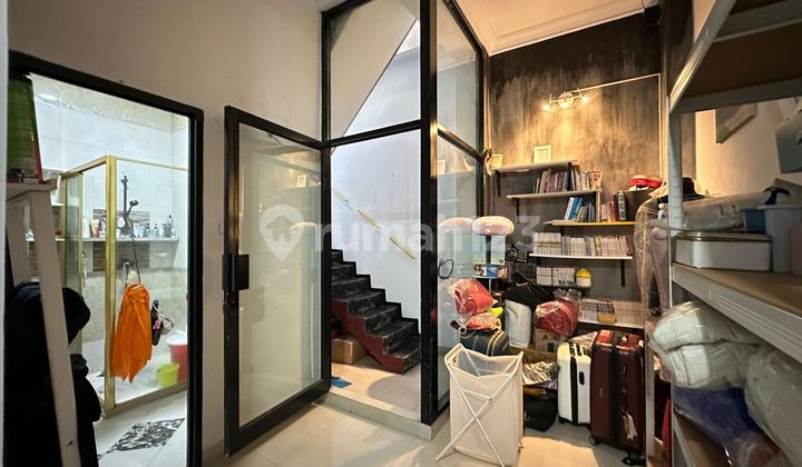 2-Storey Ready-to-Occupy House in Green Garden, Kebon Jeruk, West Jakarta 2