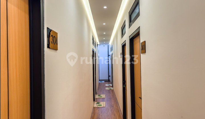 Kost 3 Lantai Akses Jalan Raya di Kebayoran Baru, Jakarta Selatan Kost 3 Lantai Akses Jalan Raya di Kebayoran Baru, Jakarta Selatan