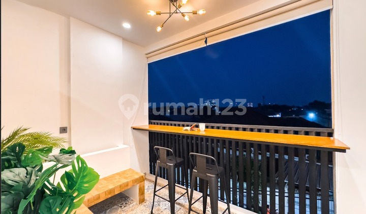 Kost 3 Lantai Akses Jalan Raya di Kebayoran Baru, Jakarta Selatan 2