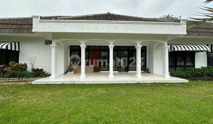 Rumah Asri Halaman Luas Dekat Tol dan LRT di Cimanggis, Depok Rumah Asri Halaman Luas Dekat Tol dan LRT di Cimanggis, Depok