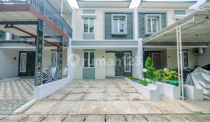 Rumah 2 Lantai Dekat Akses Tol dalam Cluster Mustikajaya, Bekasi Rumah 2 Lantai Dekat Akses Tol dalam Cluster Mustikajaya, Bekasi