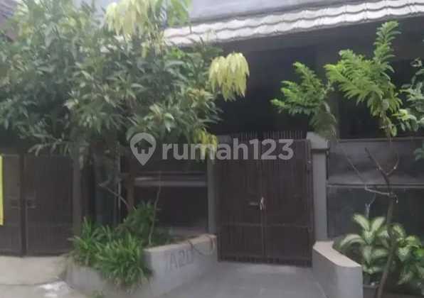 Rumah Asri 2 Lantai Siap Huni Dekat Galaxy Bekasi Selatan, Bekasi 2