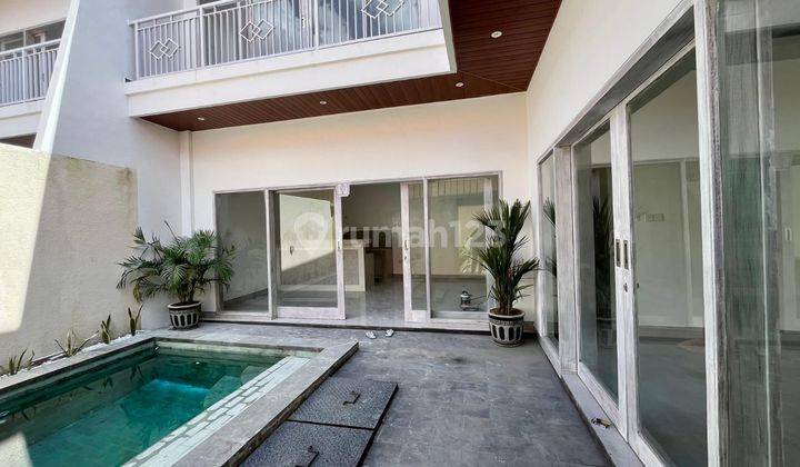 Yearly Rental Brand New 3 Bedrooms Villa Unfurnished in Padonan Canggu Area. 1