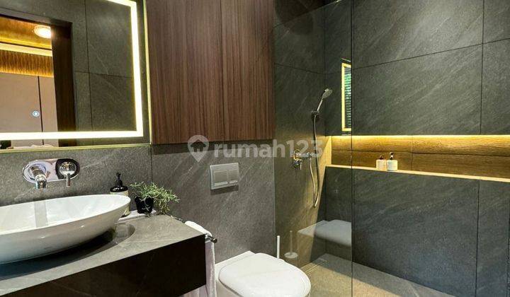 Dijual Rumah Lux Kota Baru Parahyangan 2