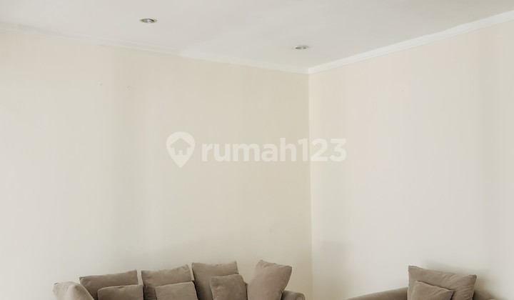 Rumah Rapi Siap Huni di Bintaro 2