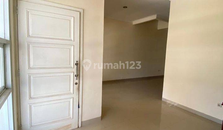 Rumah Sewa 2 Lantai di Cinere, Depok 2