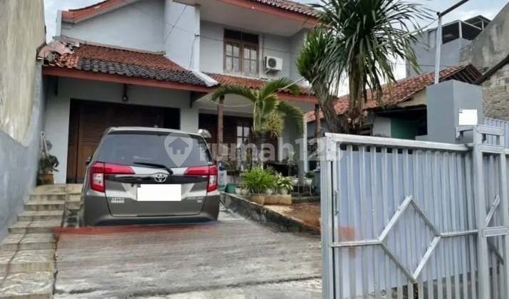Nice House Unfurnished SHM Limo, Depok
