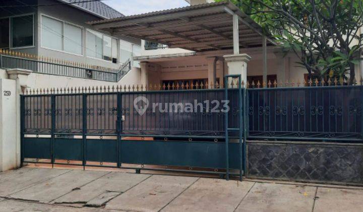 Dijual Rumah Siap Huni di Rempoa Pesanggrahan, Jakarta Selatan 1