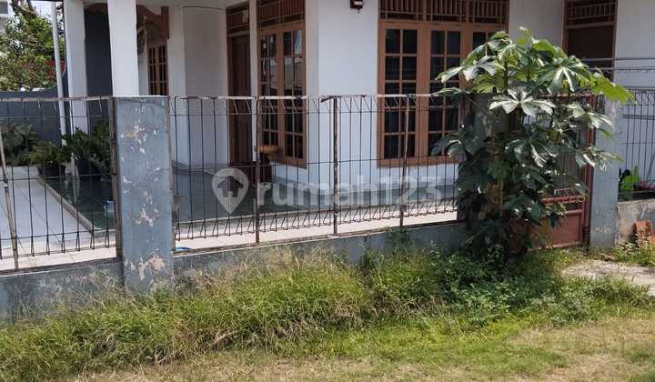 Rumah Butuh Minim Renovasi Unfurnished SHM Limo, Depok Rumah Butuh Minim Renovasi Unfurnished SHM Limo, Depok