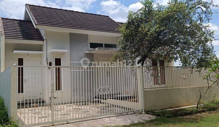 Rumah Siap Huni Deket Tol, Sekolah, Kampus Arah Ke Batu 1