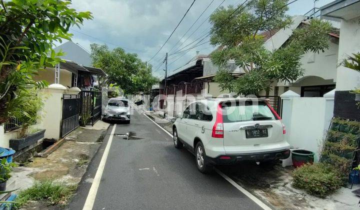 Rumah Deket Pusat Kuliner Sulfat,RS, Pasar Pagi & Toko Kelontong 2