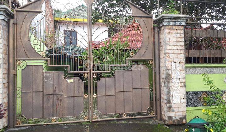 Disewakan Rumah Luas Banyak Kamar Deket Kampus & Sekolah Malang 2