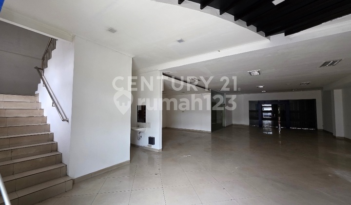 Gedung Mainroad Soetta Cocok Untuk Bank, Kantor, Kampus, Dsb. 1