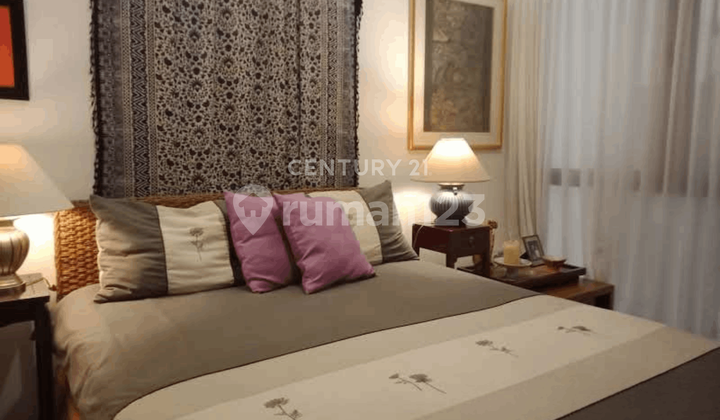 Rumah Town House 2 Lantai Semi Basement di Ciumbuleuit Bandung 2