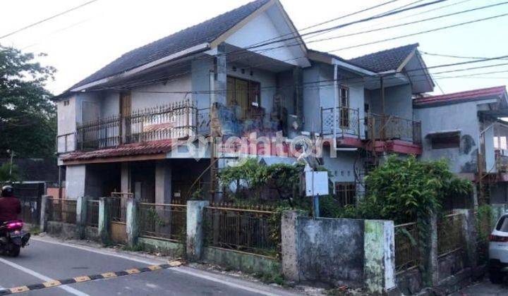 RUMAH KOS BERTINGKAT LOKASI HOOK PINGGIR JALAN RAMAI 1