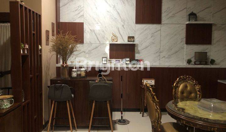 RUMAH MODERN 2,5 LANTAI DI BALIKPAPAN BARU MEDITERANIA 1