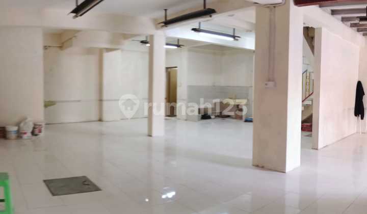 For Rent Shop House Central City Location on Jl. Mt. Haryono Semarang 1