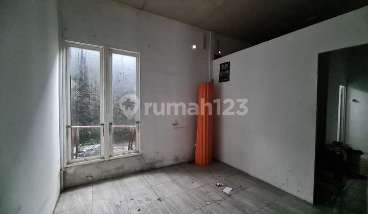 Dijual Ruang Usaha Lokasi Strategis di Jl. Siliwangi Semarang 2
