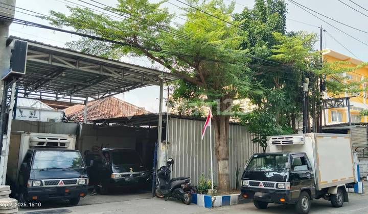 Warehouse for Sale Strategic Location on Jl. Sri Kuncoro Semarang 1