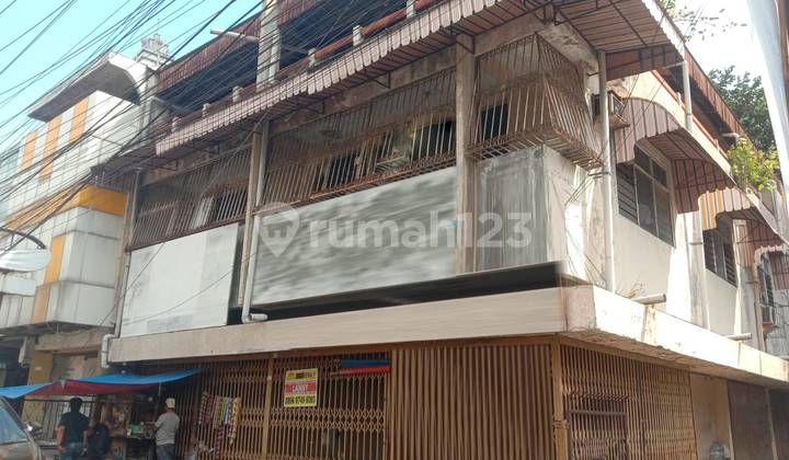 Downtown Shophouse on Jl. Mt. Haryono Semarang 1