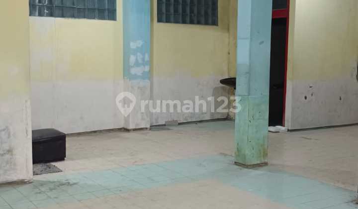 For Rent Shop House Central City Location on Jl. Mt. Haryono Semarang 2