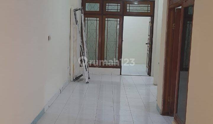 Disewakan Rumah Tengah Kota di Jl. Brumbungan Semarang 2