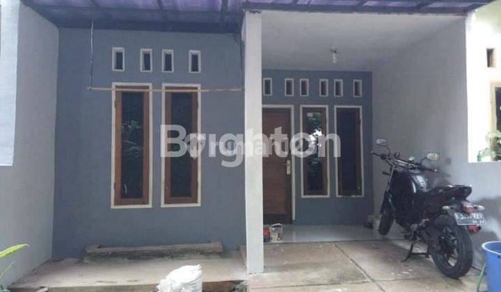 Rumah Minimalis Kondisi Masih Rapi Dalam Komplek di Jatiwarna Bekasi Jawa Barat 1