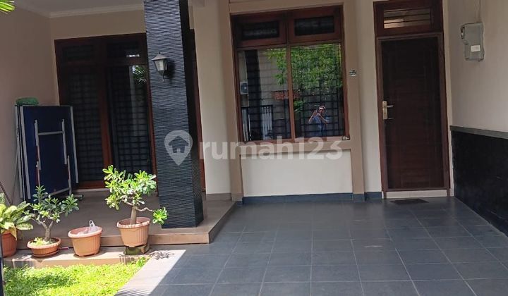 Rumah Cantik Minimalis Dekat Tol di Pondok Kelapa Jakarta Timur . Rumah Cantik Minimalis Dekat Tol di Pondok Kelapa Jakarta Timur .