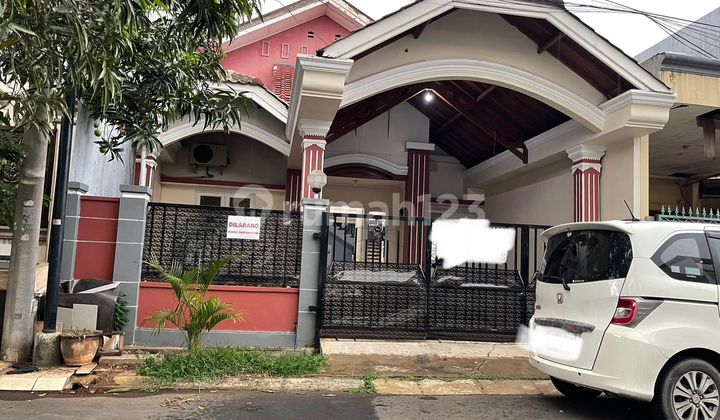 Ready-to-Occupy House in Good Condition within Harapan Indah Cluster