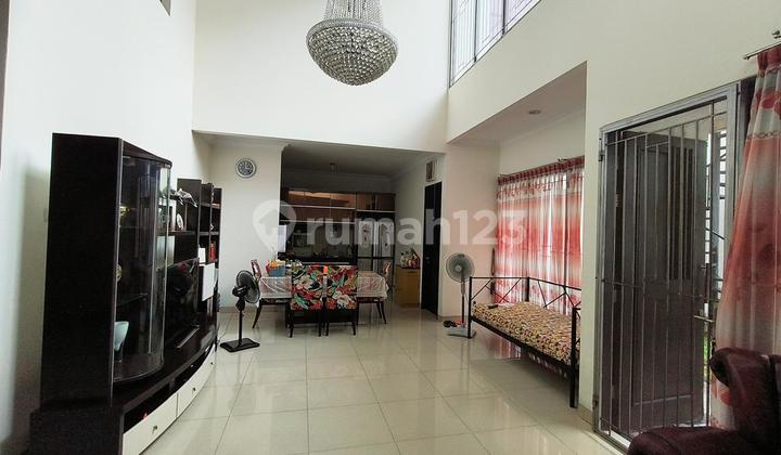 Luxurious and Grand House in Harapan Indah Bekasi