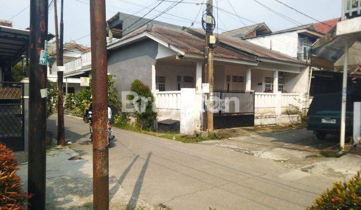 RUMAH LOKASI STRATEGIS DIDEKAT JALAN RAYA 1