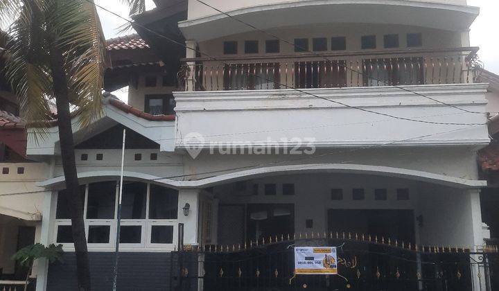 RUMAH YANG ASRI DAN NYAMAN 1