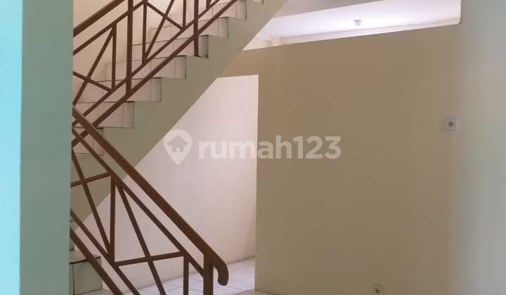 Desewakan Ruko Siap Huni Di Daerah Kedoya 