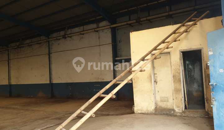 Warehouse for Rent in Pantai Indah Dadap Warehouse Area Warehouse for Rent in Pantai Indah Dadap Warehouse Area