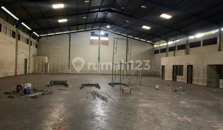 Disewakan Gudang Dipergudangan Karawaci 