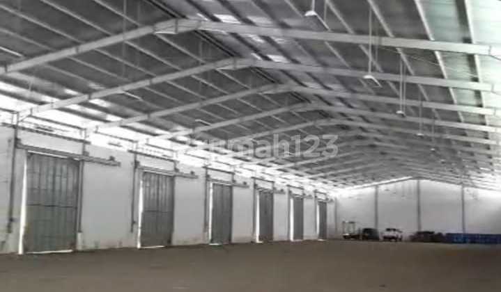 Several Warehouse Units for Rent by the Local Government Training Center Several Warehouse Units for Rent by the Local Government Training Center