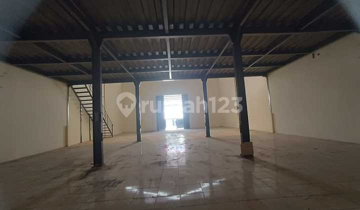 Disewakan Gudang Dipergudangan Salembaran L42