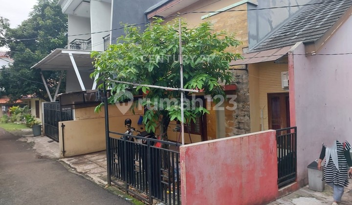 2-Story Residence Jl Kebembem South Jakarta