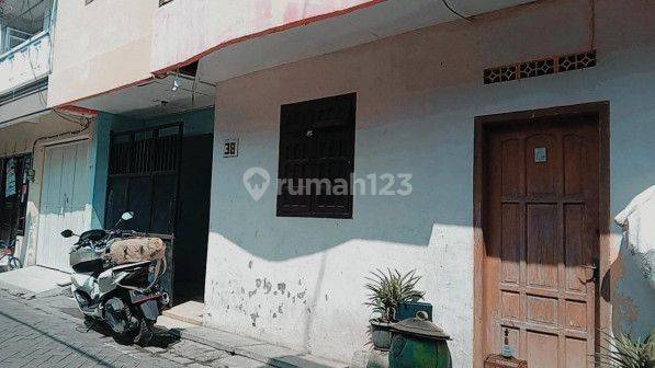 Lebak, Dijual Murah Rumah Lebak 2.5 Lantai Baru Renovasi Siap Huni  2