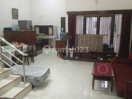 Dijual Rumah di Tenggilis Mejoyo 2