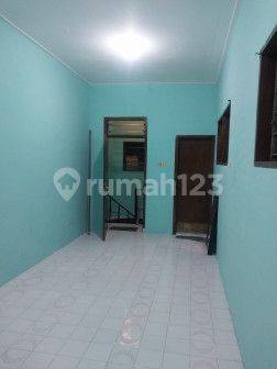 Dijual Rumah Kost an di Ketintang Selatan 2